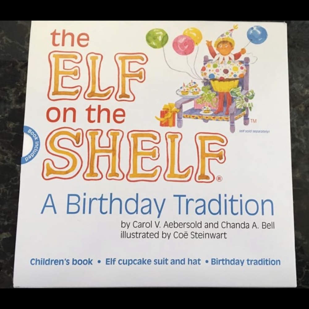 Elf on the shelf Birthday Tradition book / outfit